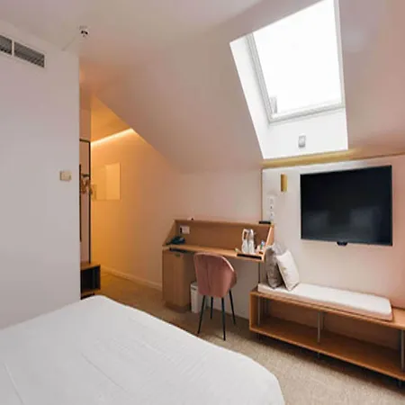 מלון Western Paris Ermitage 4*