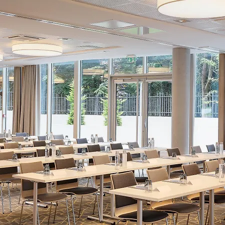 Western Paris Ermitage Отель 4*